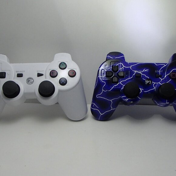 Off Brand  Playstation 3 Controllers for PS3,Wireless no cords included - Picture 1 of 13